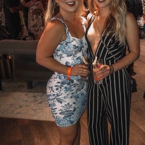 New Look white w/ Blue Floral BodyCon Dress